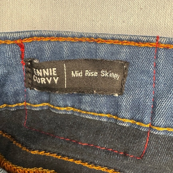 TRUE RELIGION DREAMCATCHER STELLA Mid RISE SKINNY Curvy JEANS 32. - Picture 10 of 11